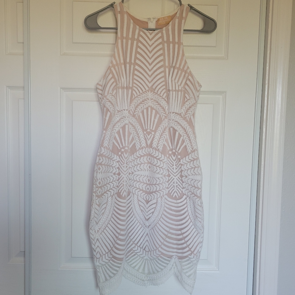 Love triangle lace dress